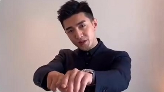 “竞标进入白热化阶段,竞争焦灼但情绪上没有躁动,因为有可靠的伙伴和给力的装备给我自信!” 